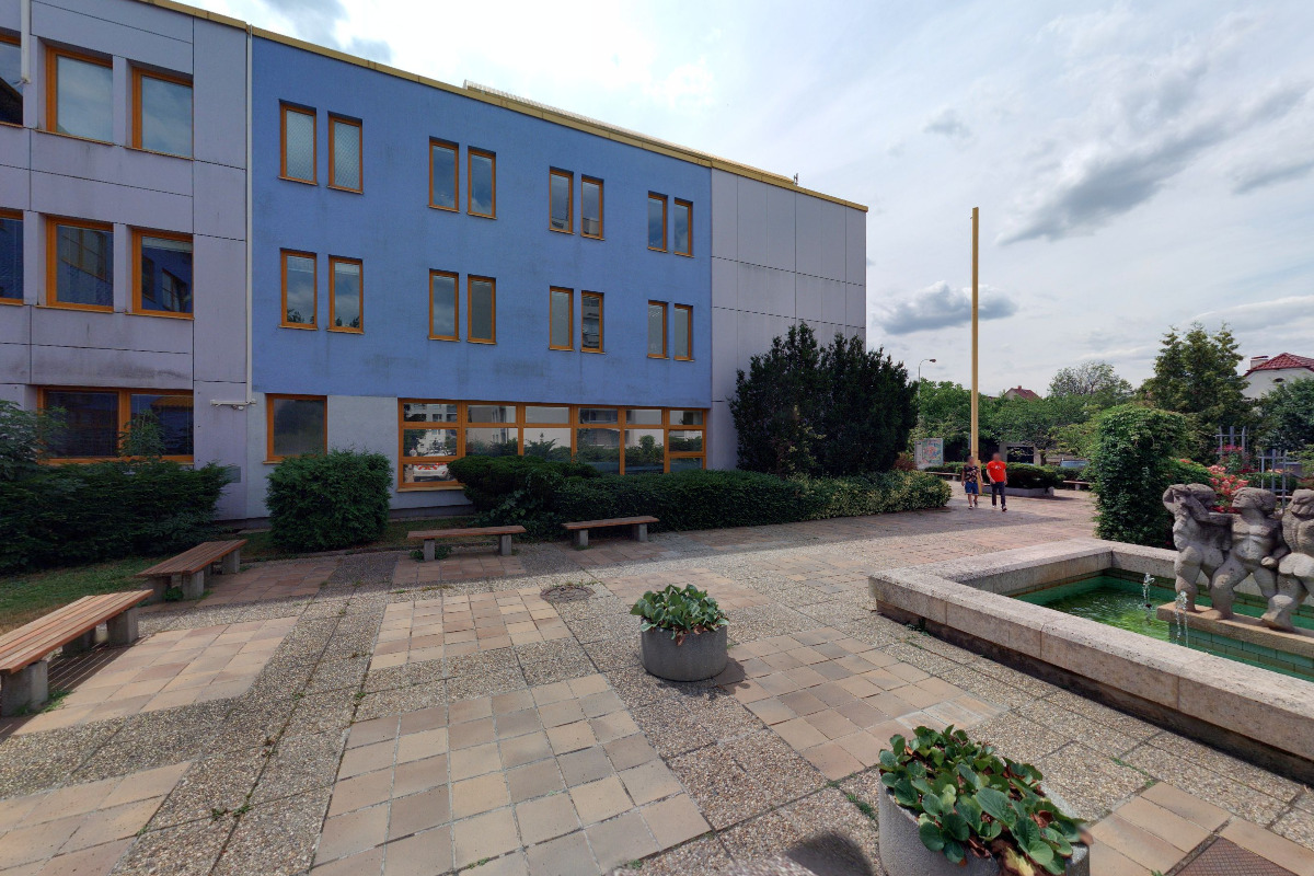 Živnostenský úřad Praha 18 foto 2