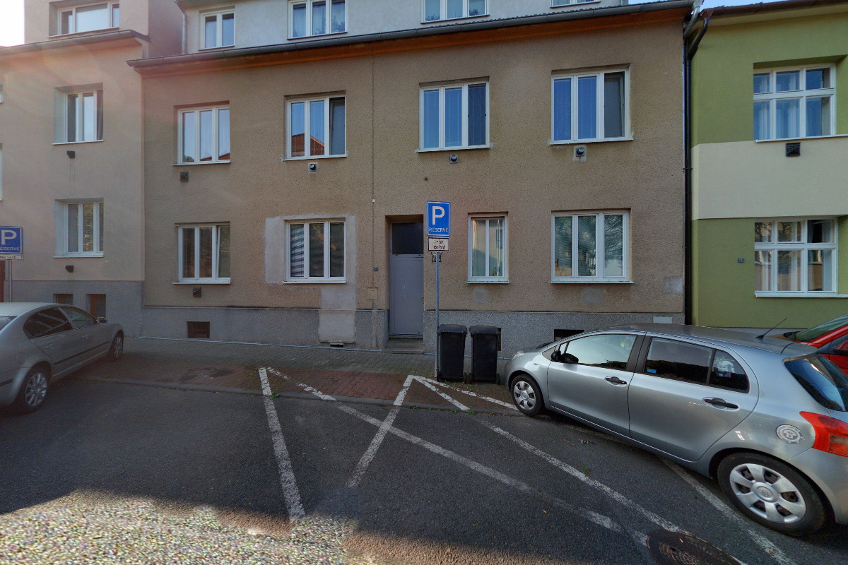 Jakub Schneider - půjčovna nářadí HILTI