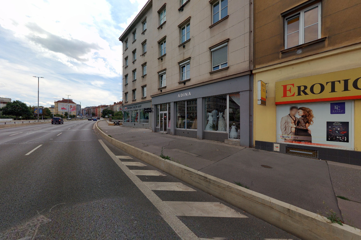 Společenské a svatební šaty - Adina Praha foto 3