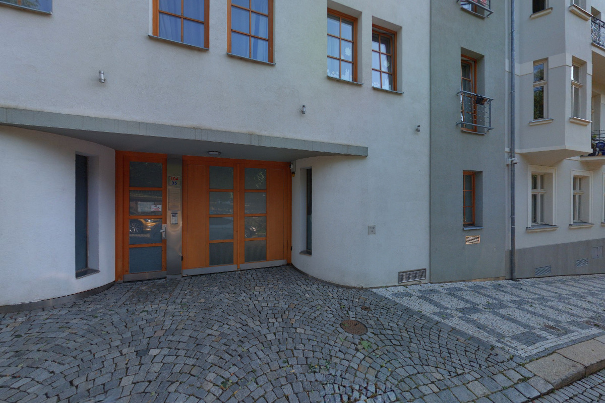 Mgr. Lívia Štvrtecká, Ph.D.