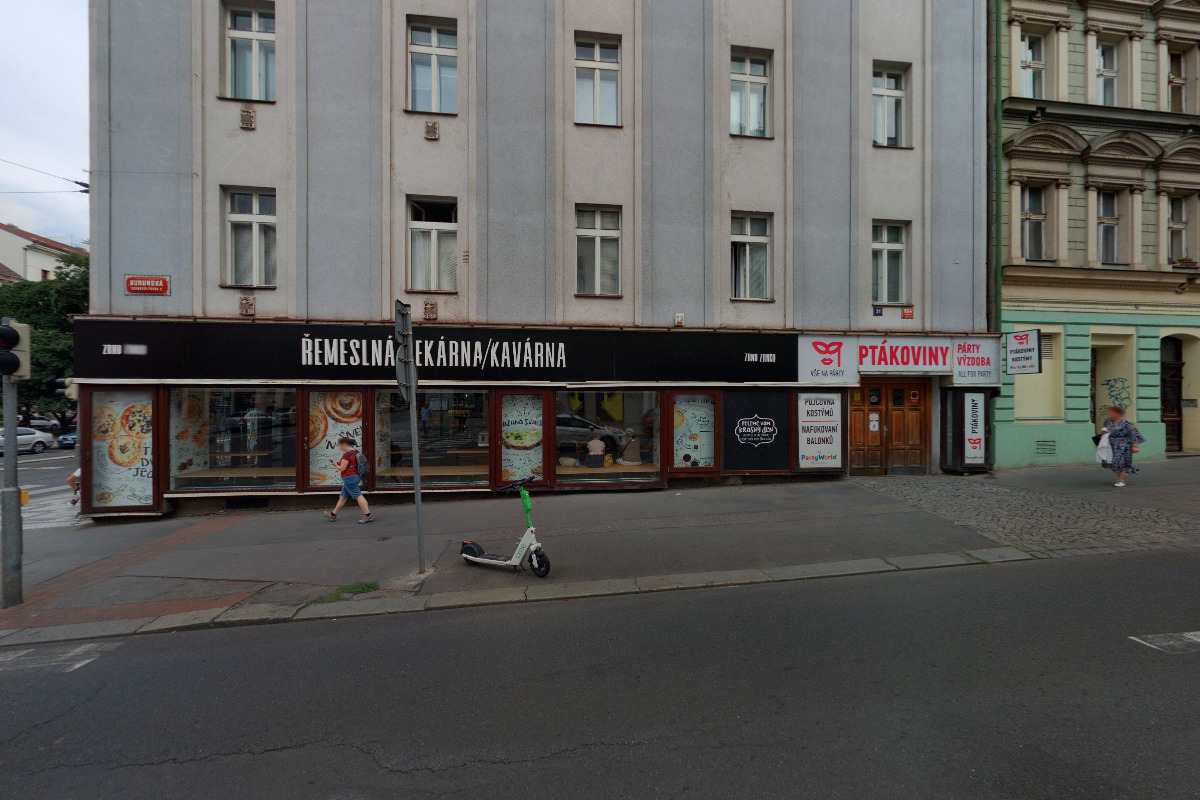 PUJCOVNA-KOSTYMU.BIZ foto 5