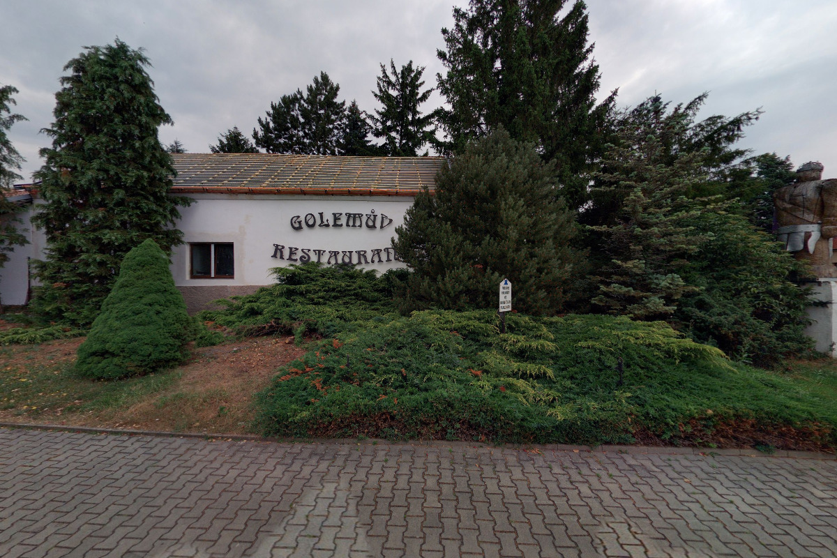 Golden Golem hotel