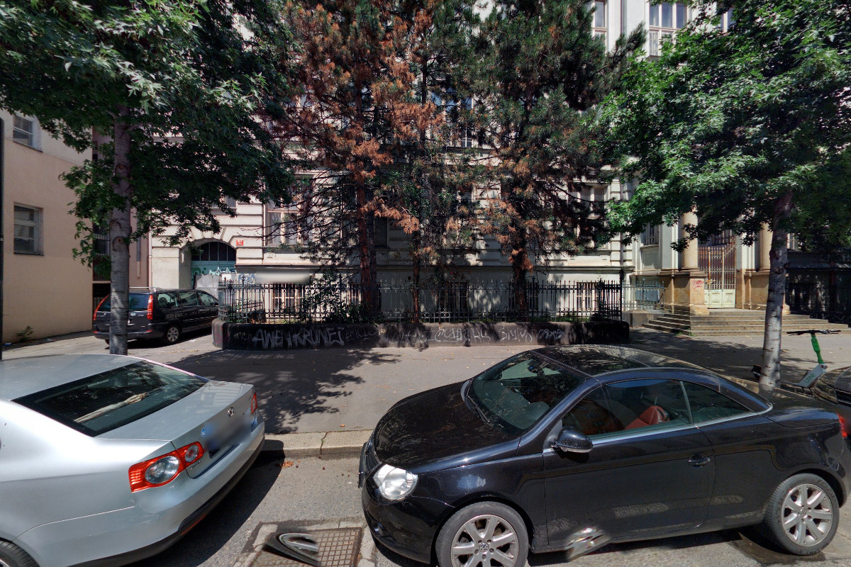 Hotelová škola, Praha 10, Vršovická 43 - Školní jídelna foto 2