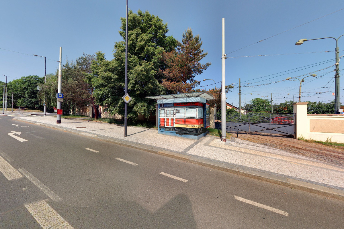 Prodejní stánek Muzea MHD foto 2