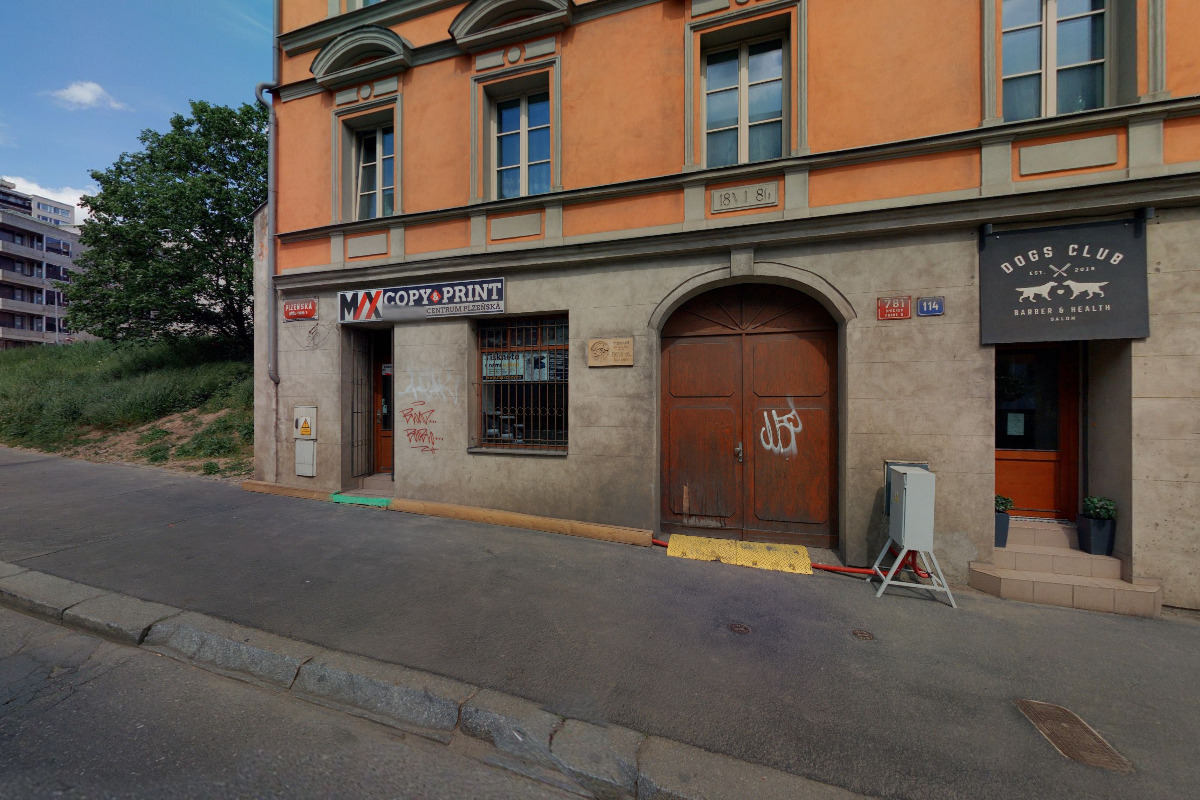 Čištění koberců Praha 5 foto 2