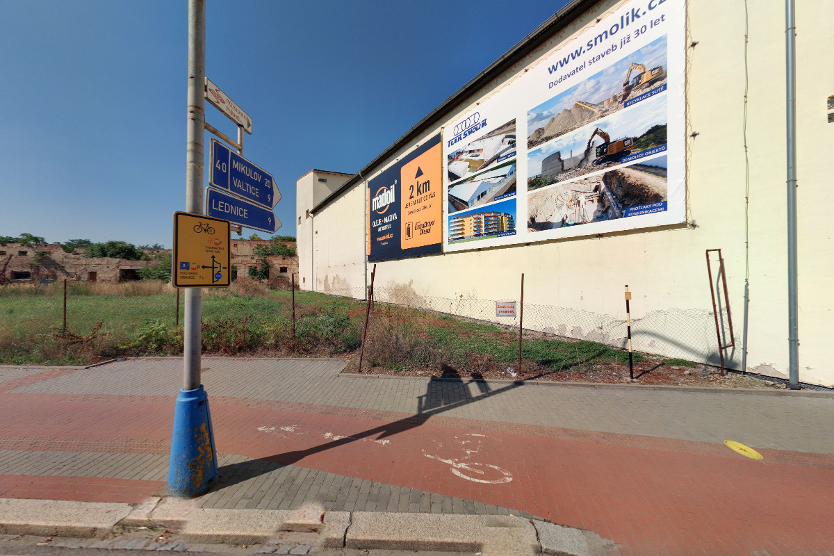 Stavební práce - TLAK SMOLÍK s.r.o.