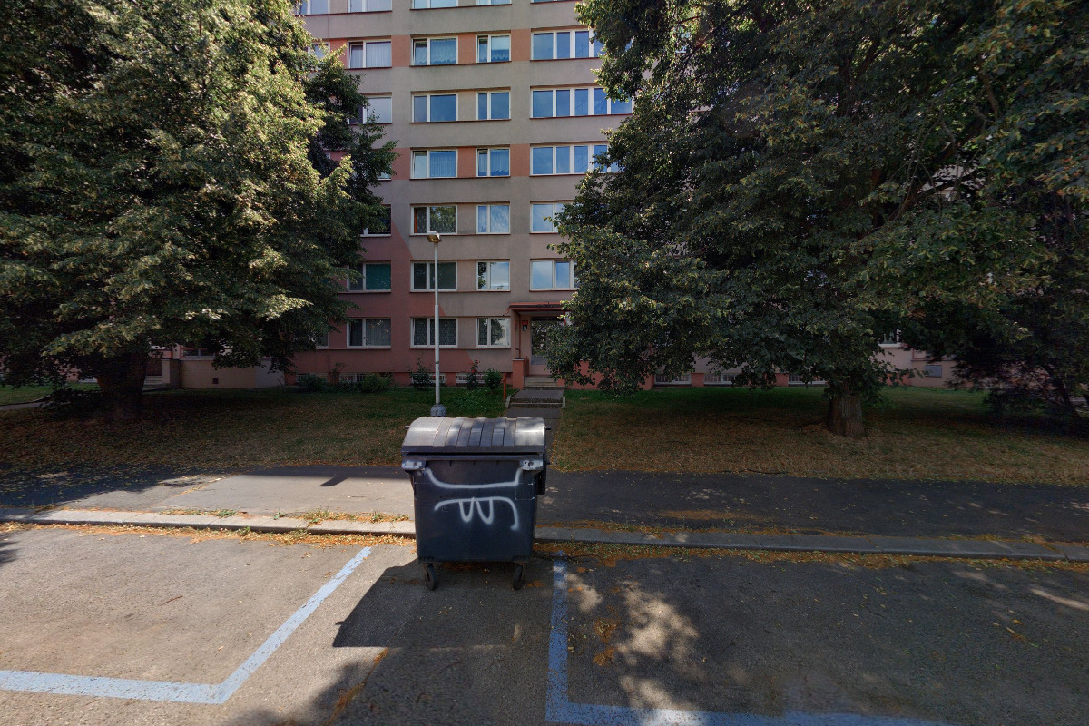 PŘEKLADATELSKÝ a TLUMOČNICKÝ servis foto 2