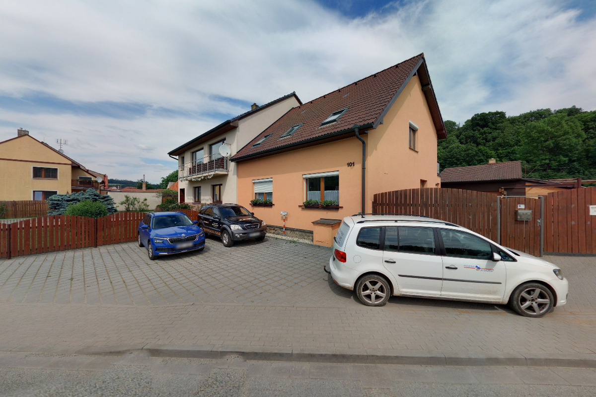 Štípané palivové dřevo Novotný