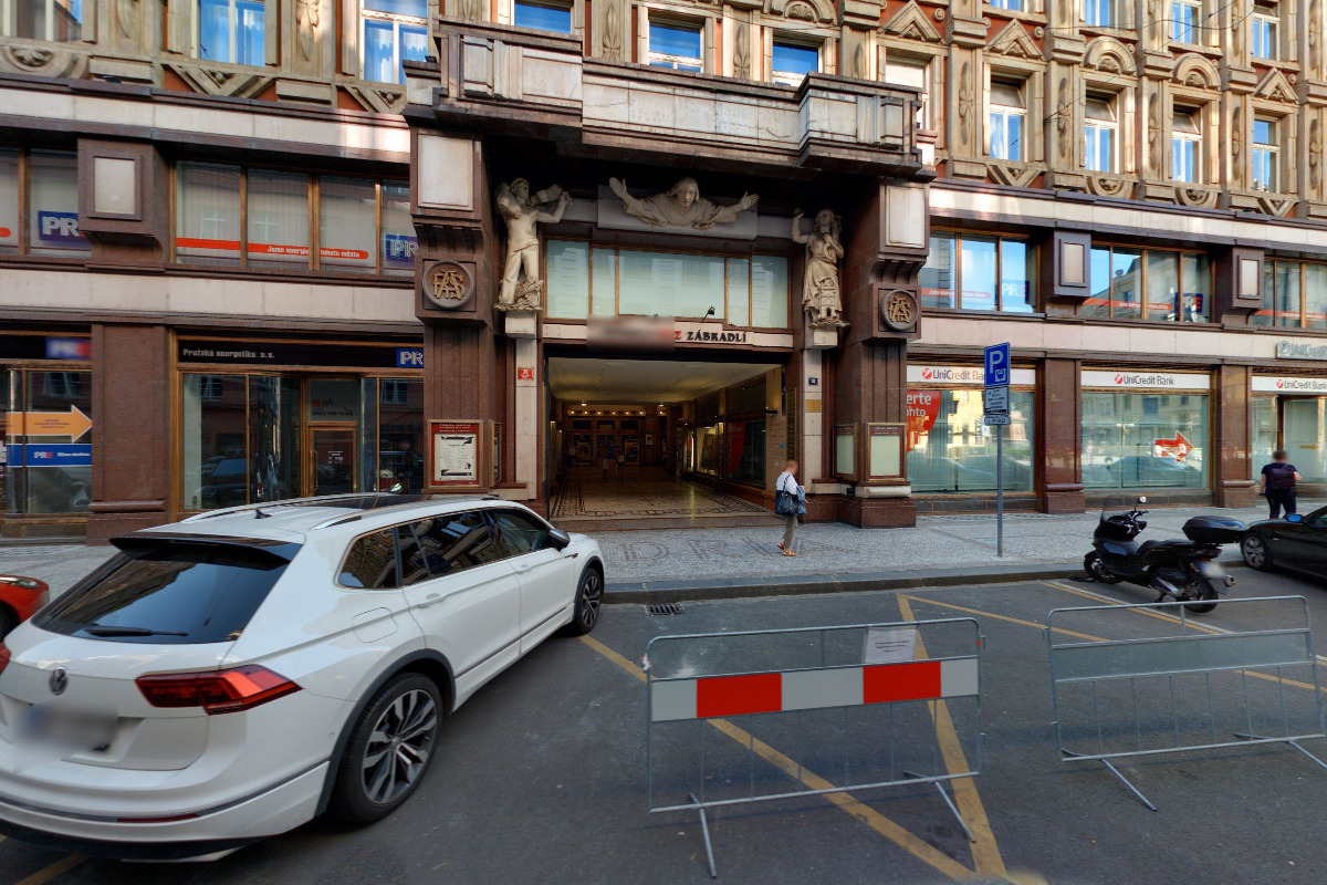 UniCredit Bank Czech Republic and Slovakia, a.s. foto 5