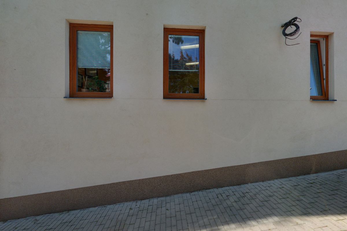 ES-DENTALTEAM s.r.o., MUDr. Eva Smetáčková