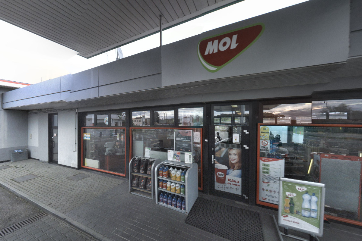 Automyčka MOL foto 2