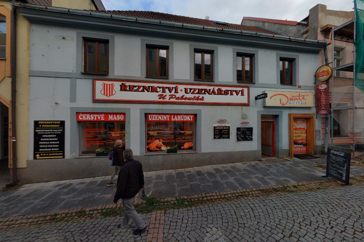 Bufet v podchodu foto 2