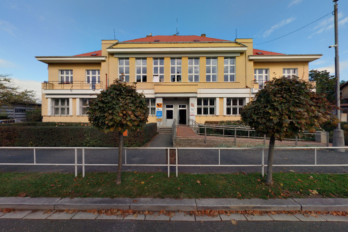 ZŠ Uhlířské Janovice, Komenského foto 3