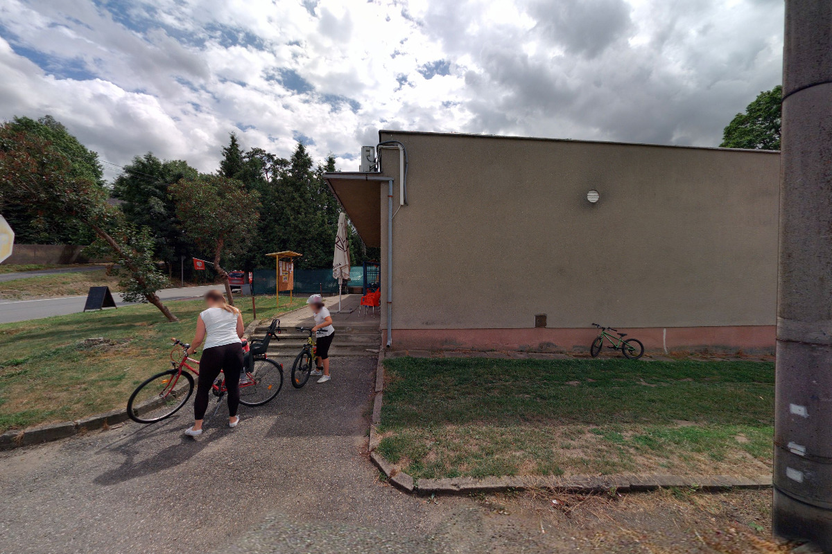 Večerka Hradec nad Svitavou