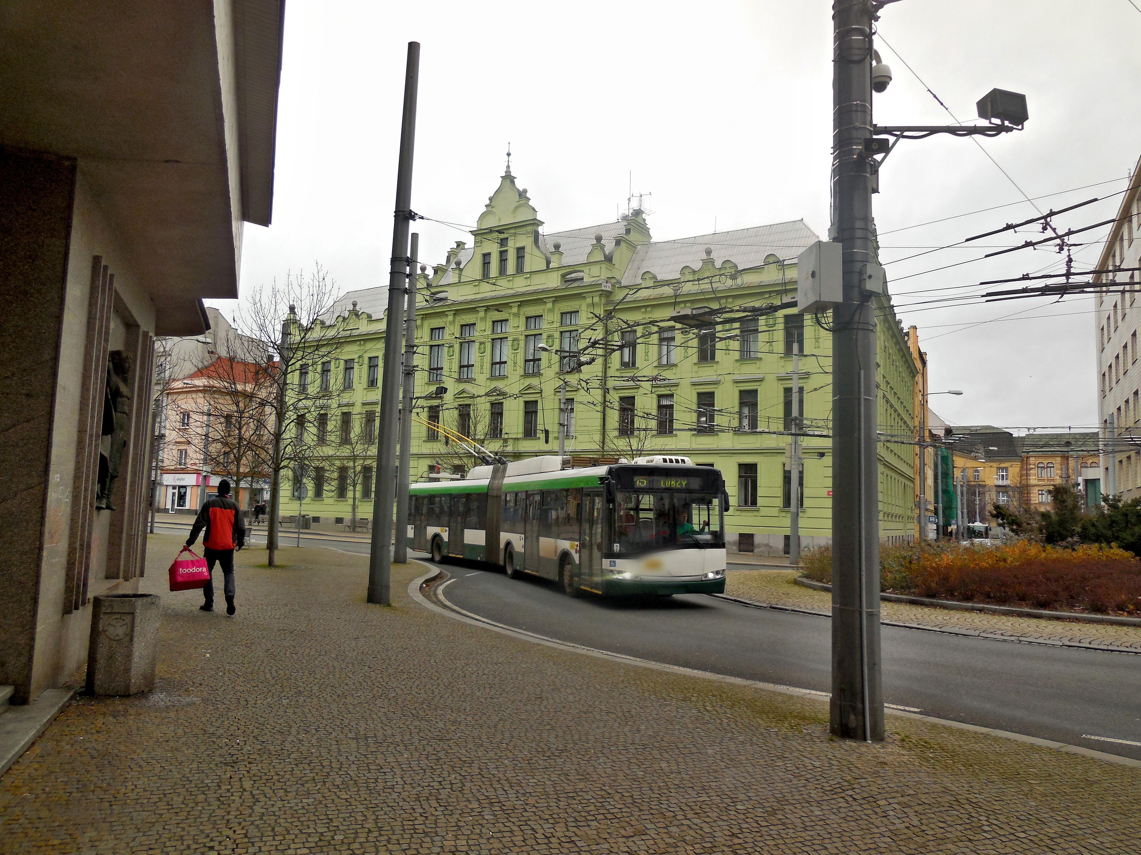 Finanční úřad pro Plzeňský kraj - Územní pracoviště Plzeň - jih foto 1