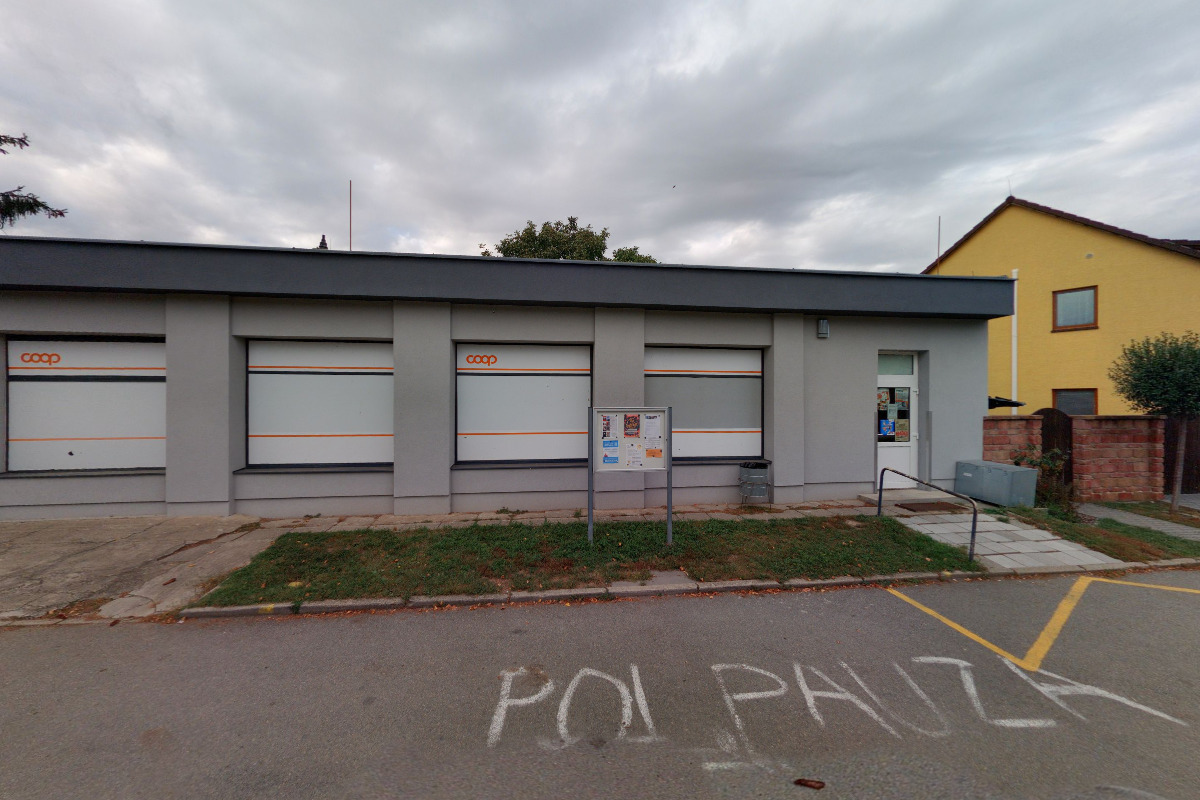 COOP - Jednota, spotřební družstvo v Mikulově foto 3