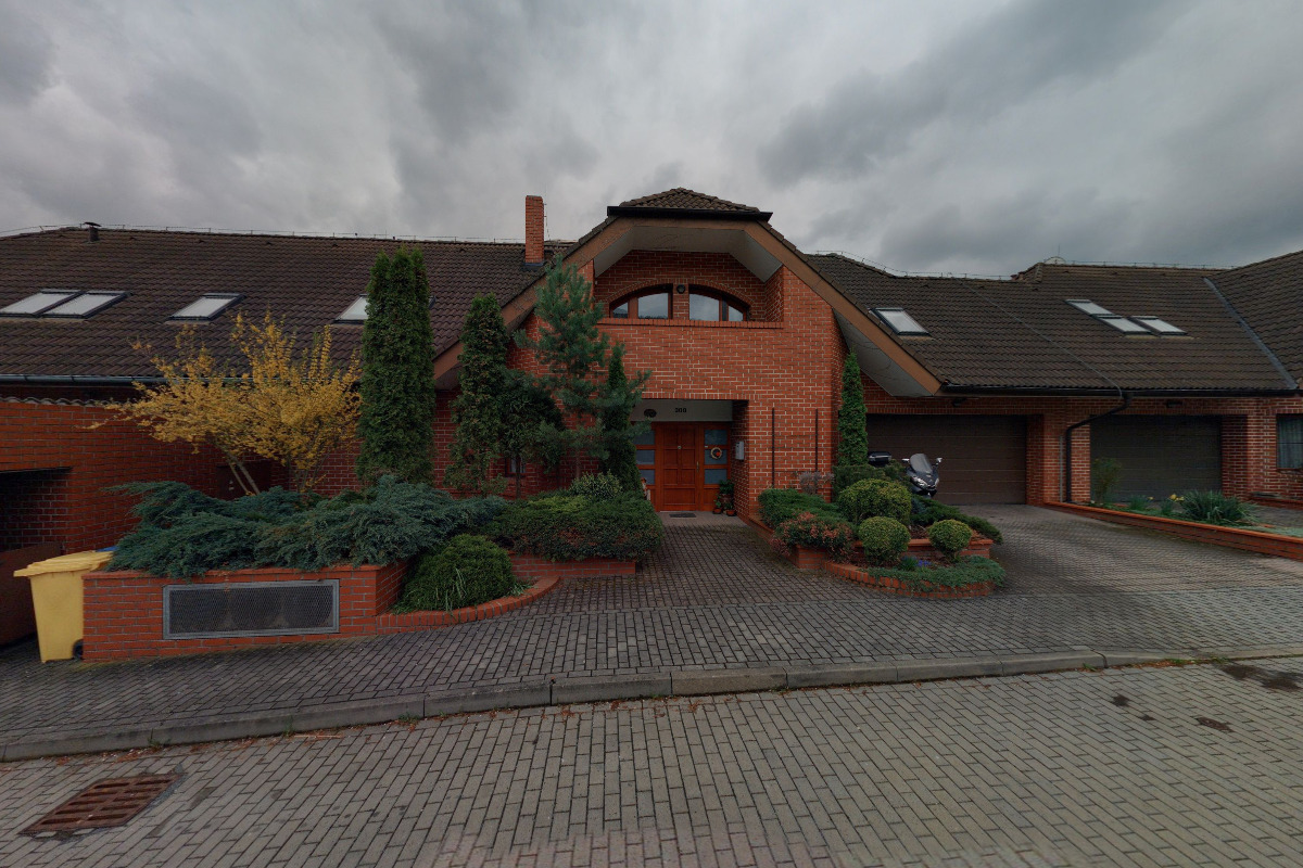 Mgr. Lenka Hendrychová