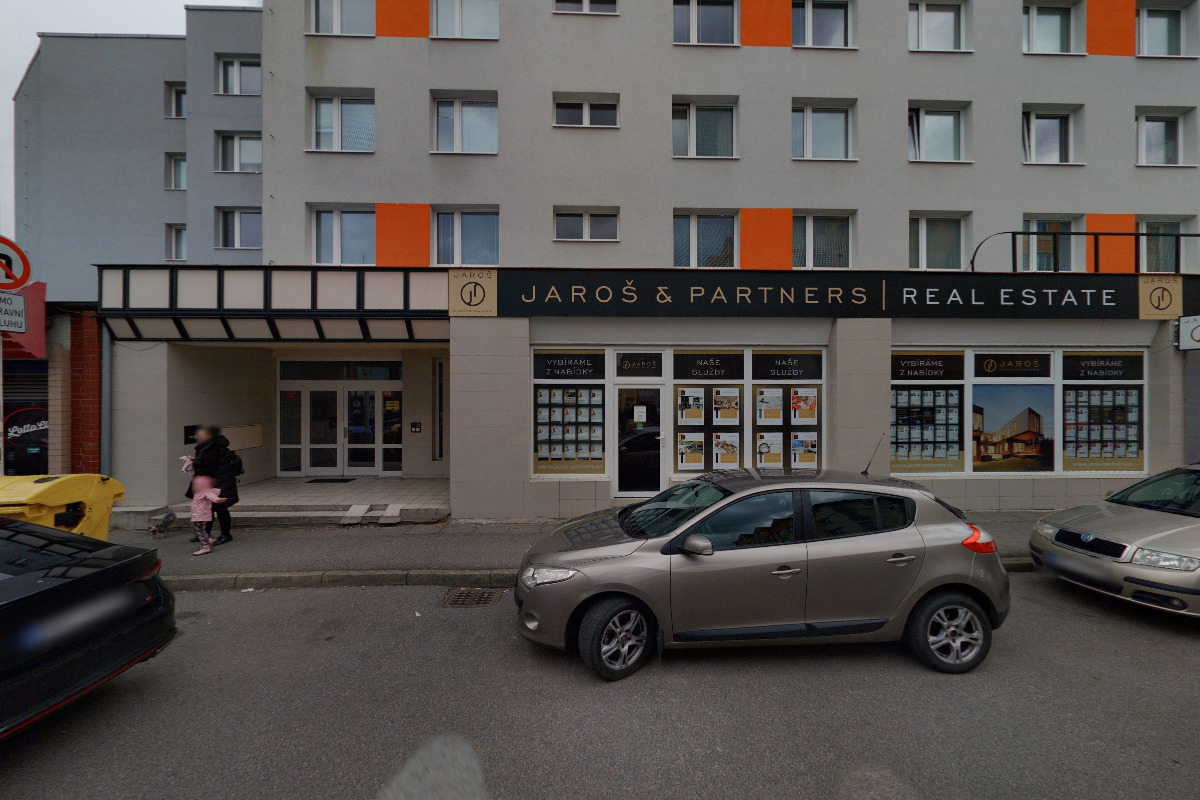 Realitní makléř Romana Hoppe BBA foto 2