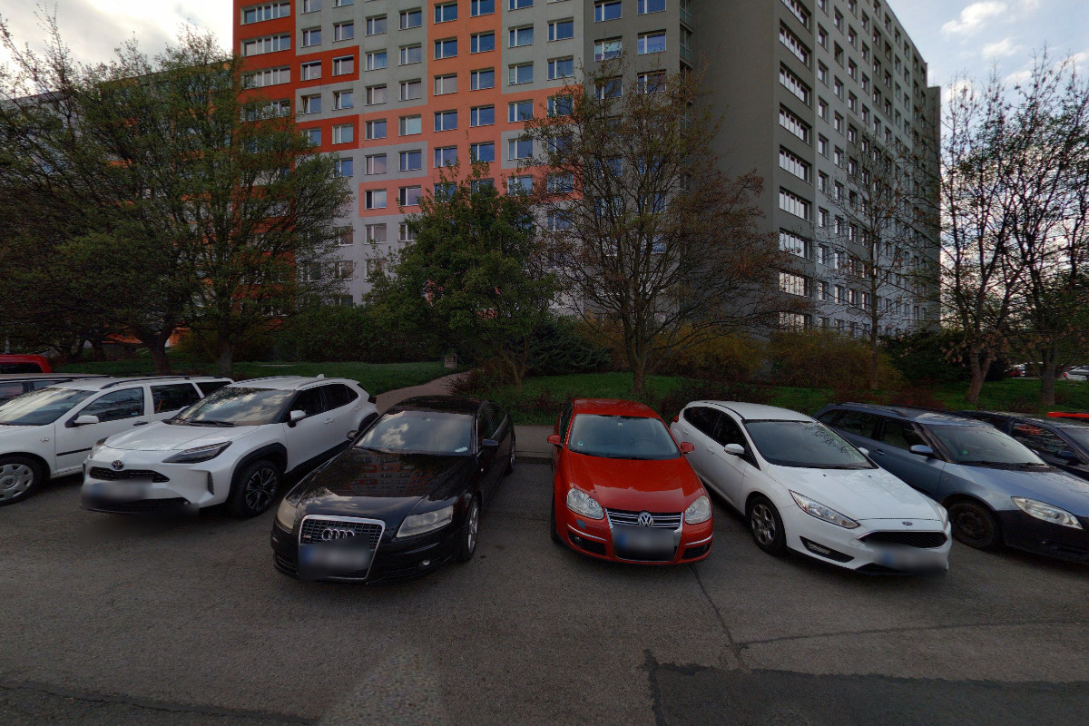 Barbora Bušinová - prodej uměleckých předmětů z keramiky foto 2