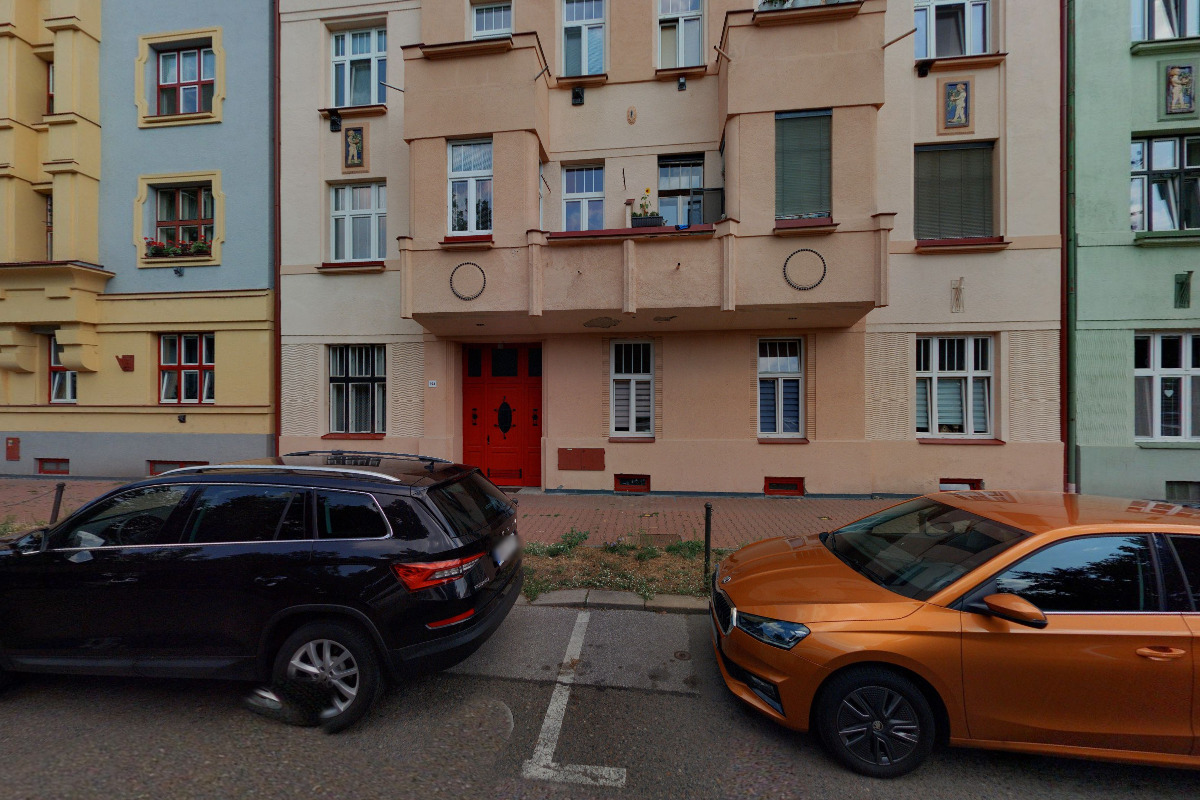 Společenství vlastníků jednotek domu čp. 908, Náměstí Čs. legií, Pardubice