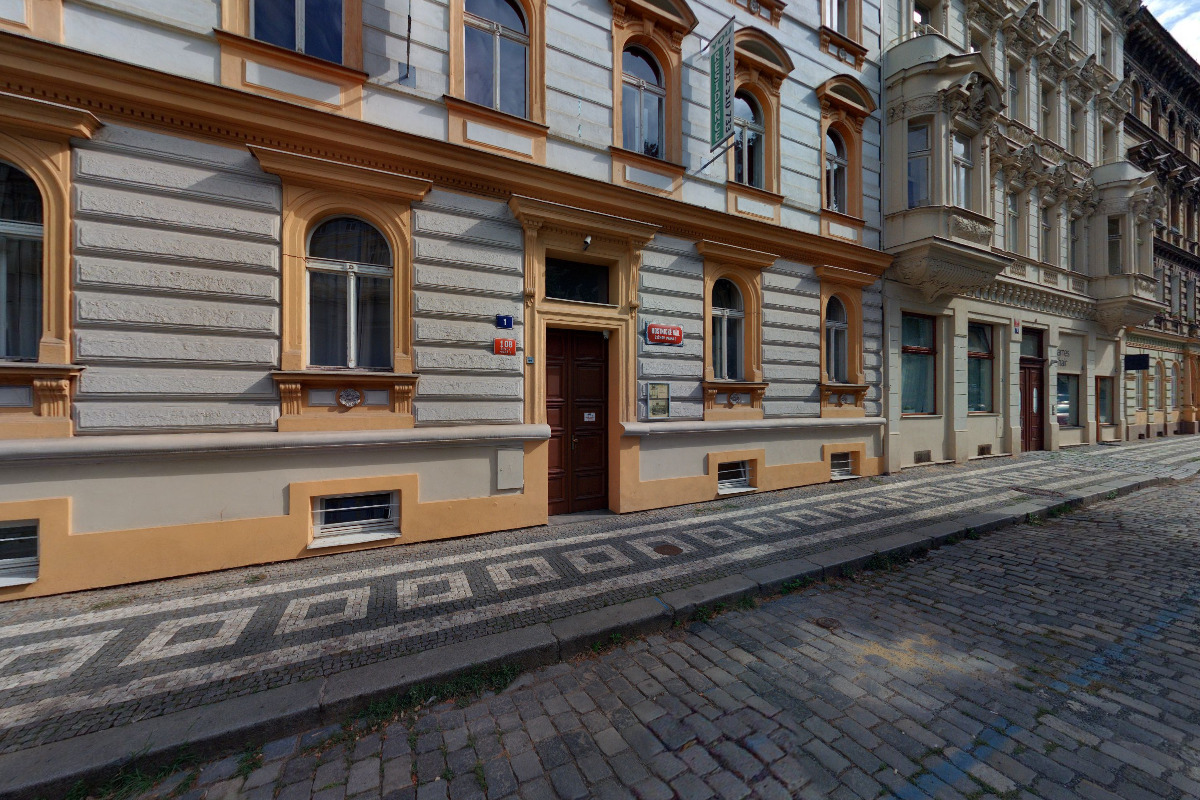YOURESIDENCE GROUP