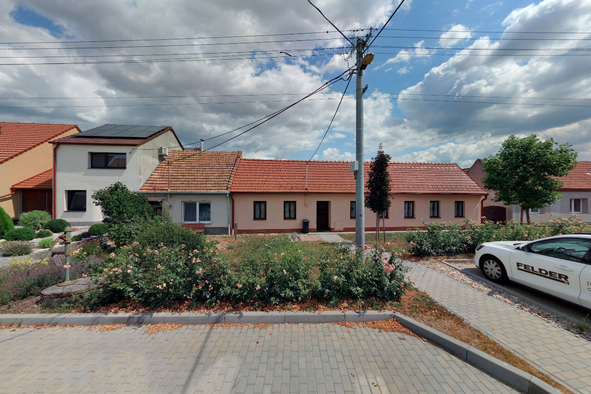 Římskokatolická farnost Žatčany