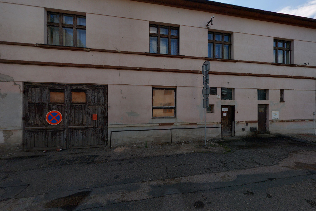 Místní lidová knihovna Všetaty