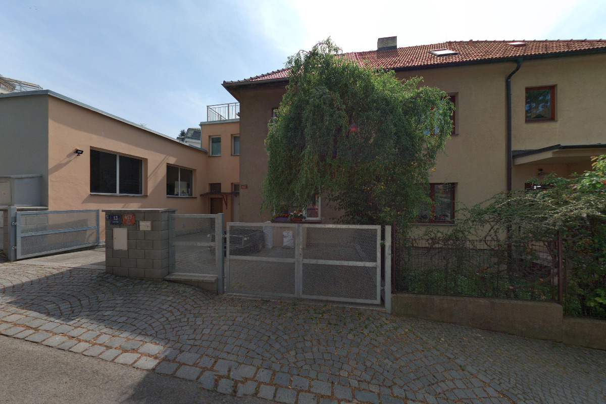 PARTNER SERVIS, spol. s r.o.