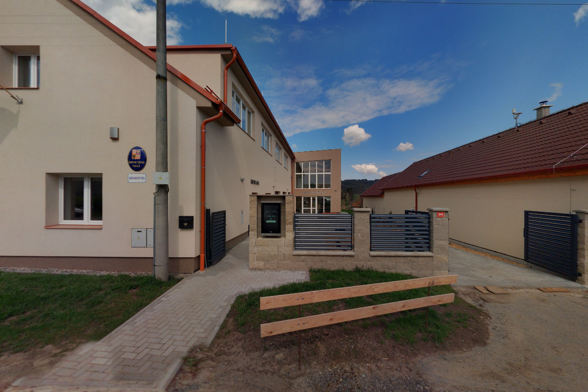 Vráž - obecní úřad foto 3