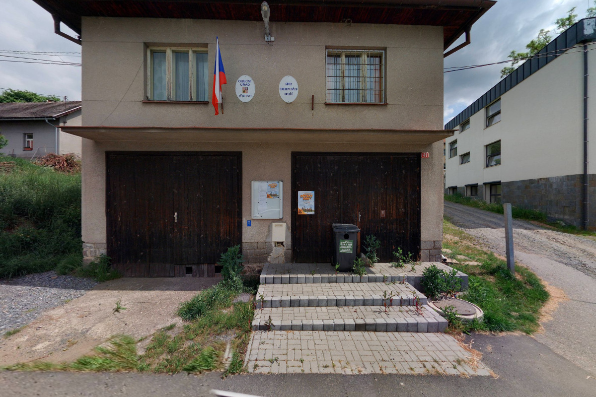 Pětihosty - obecní úřad foto 3