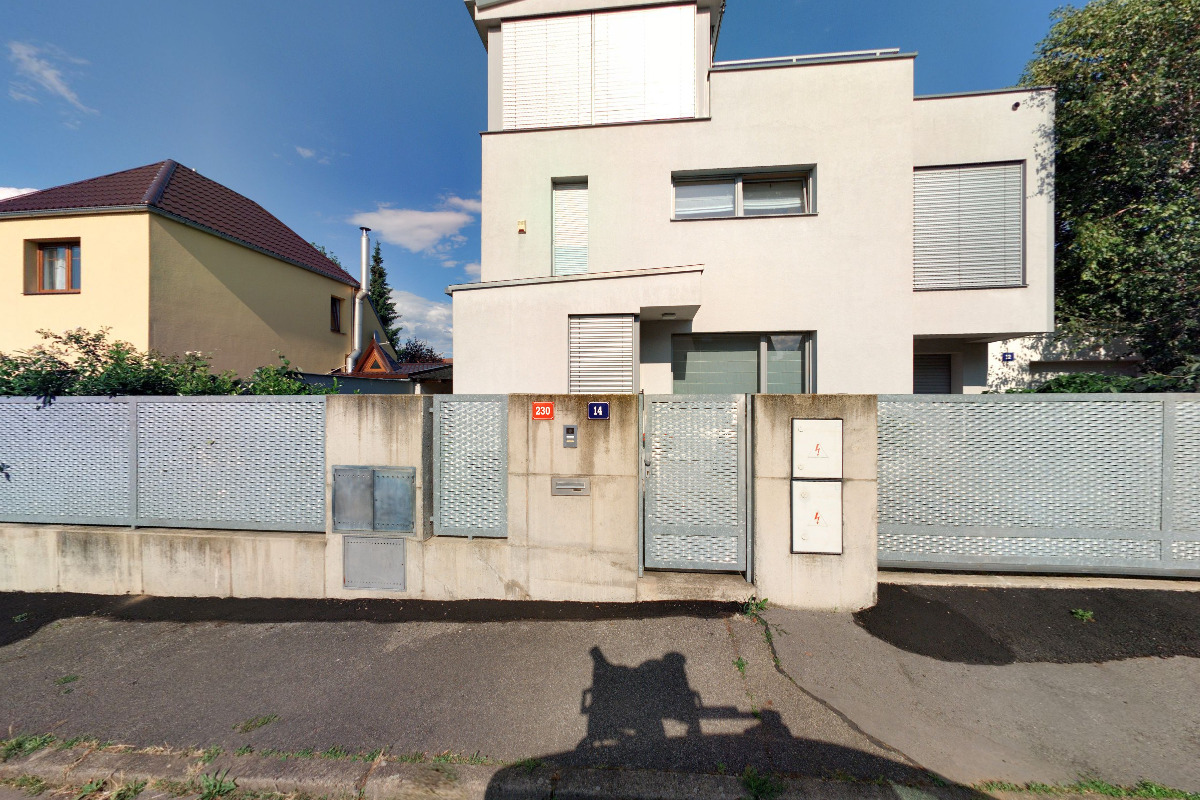 LaVILLA luxusní reality, s.r.o.
