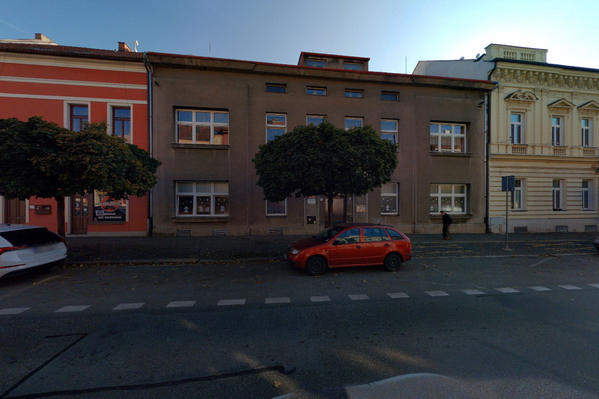 Dvouletá katolická střední škola a mateřská škola foto 4