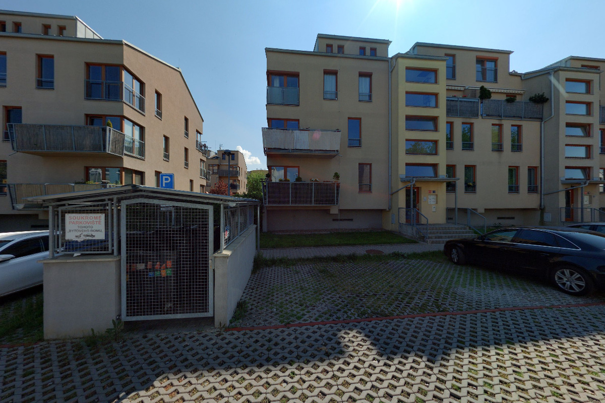 Pedikúra U VÁS DOMA - Lenka Kolaříková