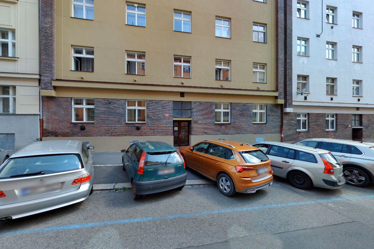 Apartmán Písecká 2231/10