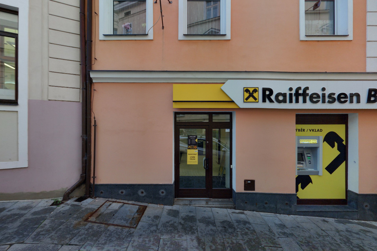 Raiffeisenbank - bankomat foto 2