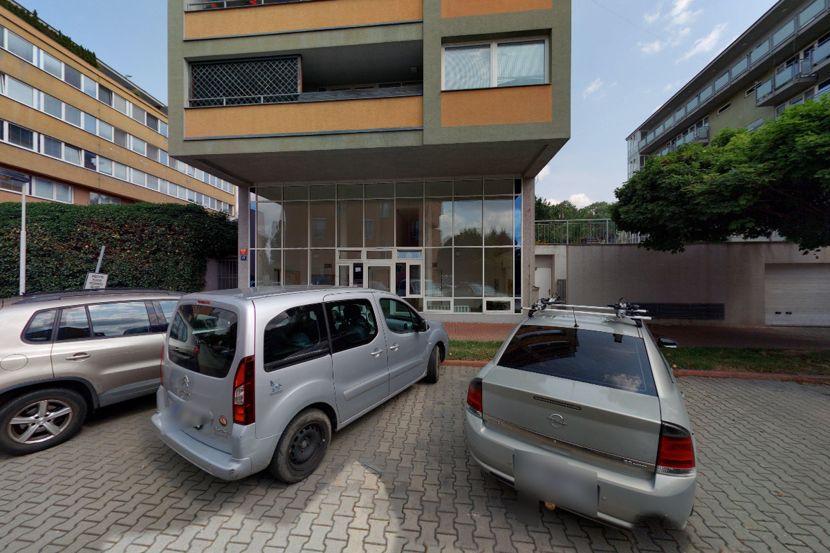 T - podlahy, Jaroslav Tulach