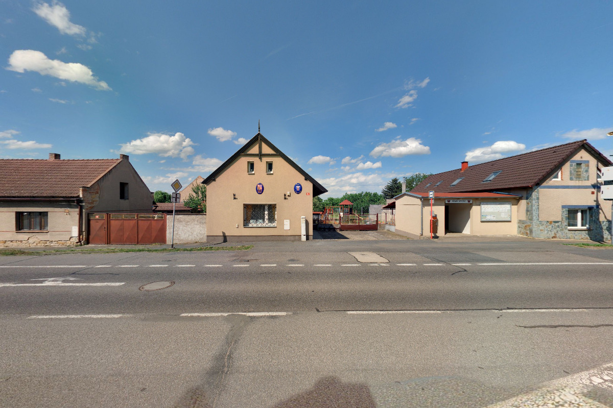 Starý Vestec - obecní úřad