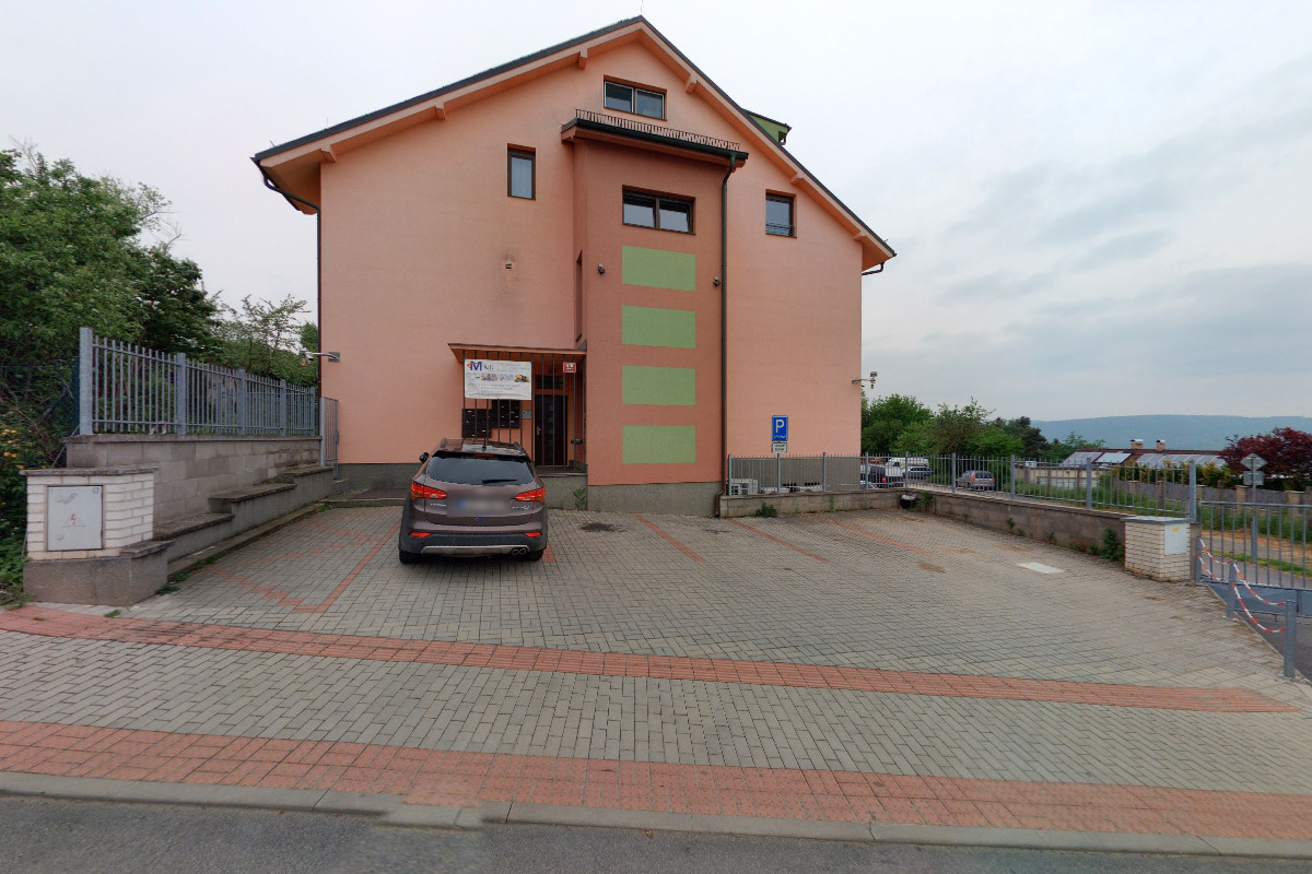 Schlögl piana, s.r.o.