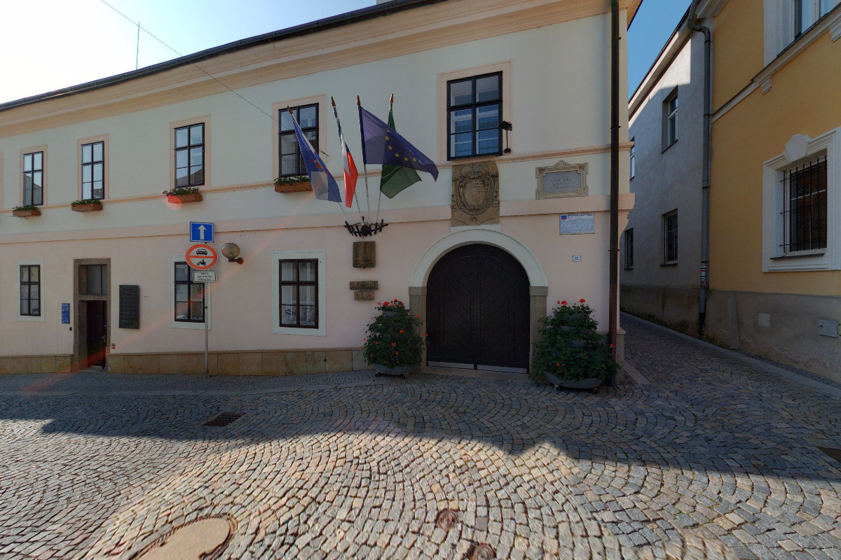 Mgr. Martin Mačka, advokát