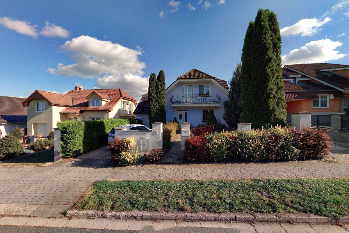 Finance a reality - Dominik Káňa foto 2