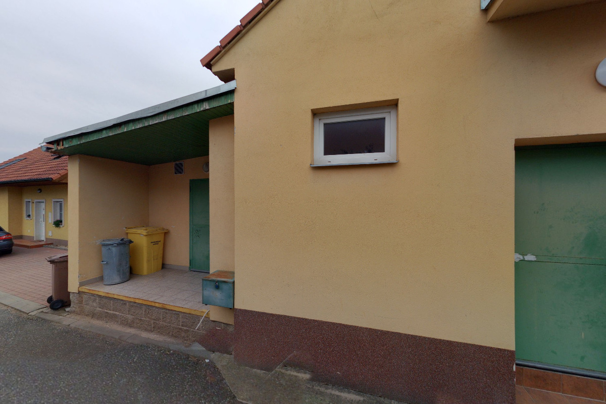 JEDNOTA, spotřební družstvo, Moravský Krumlov – COOP