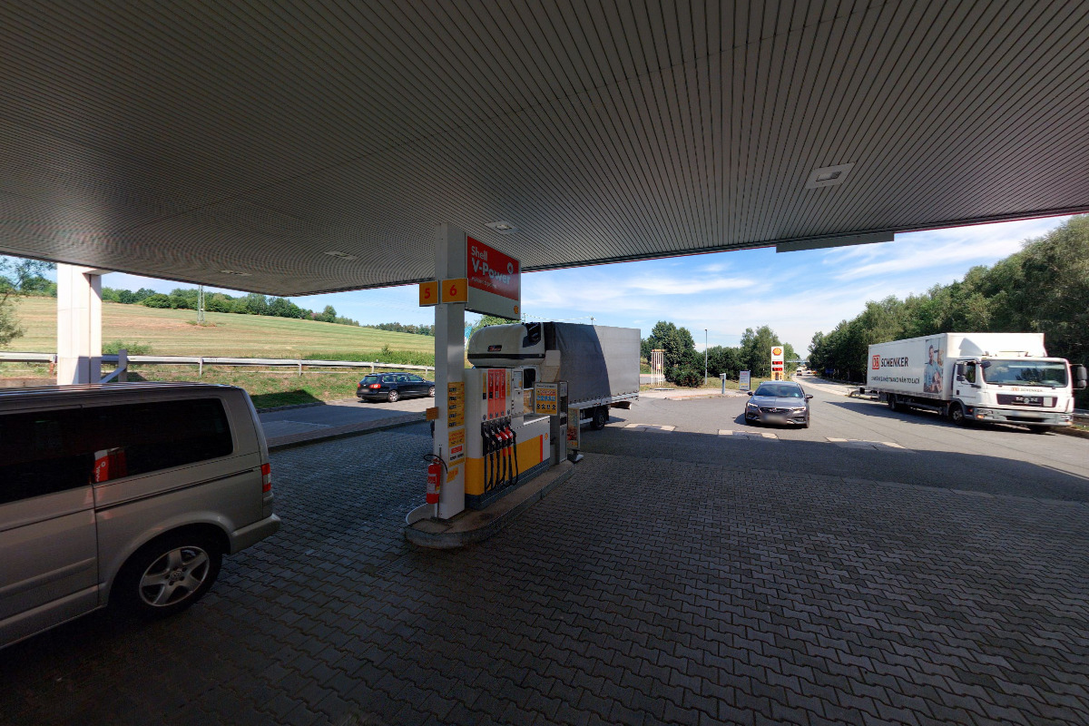 Občerstvení na čerpací stanici Shell