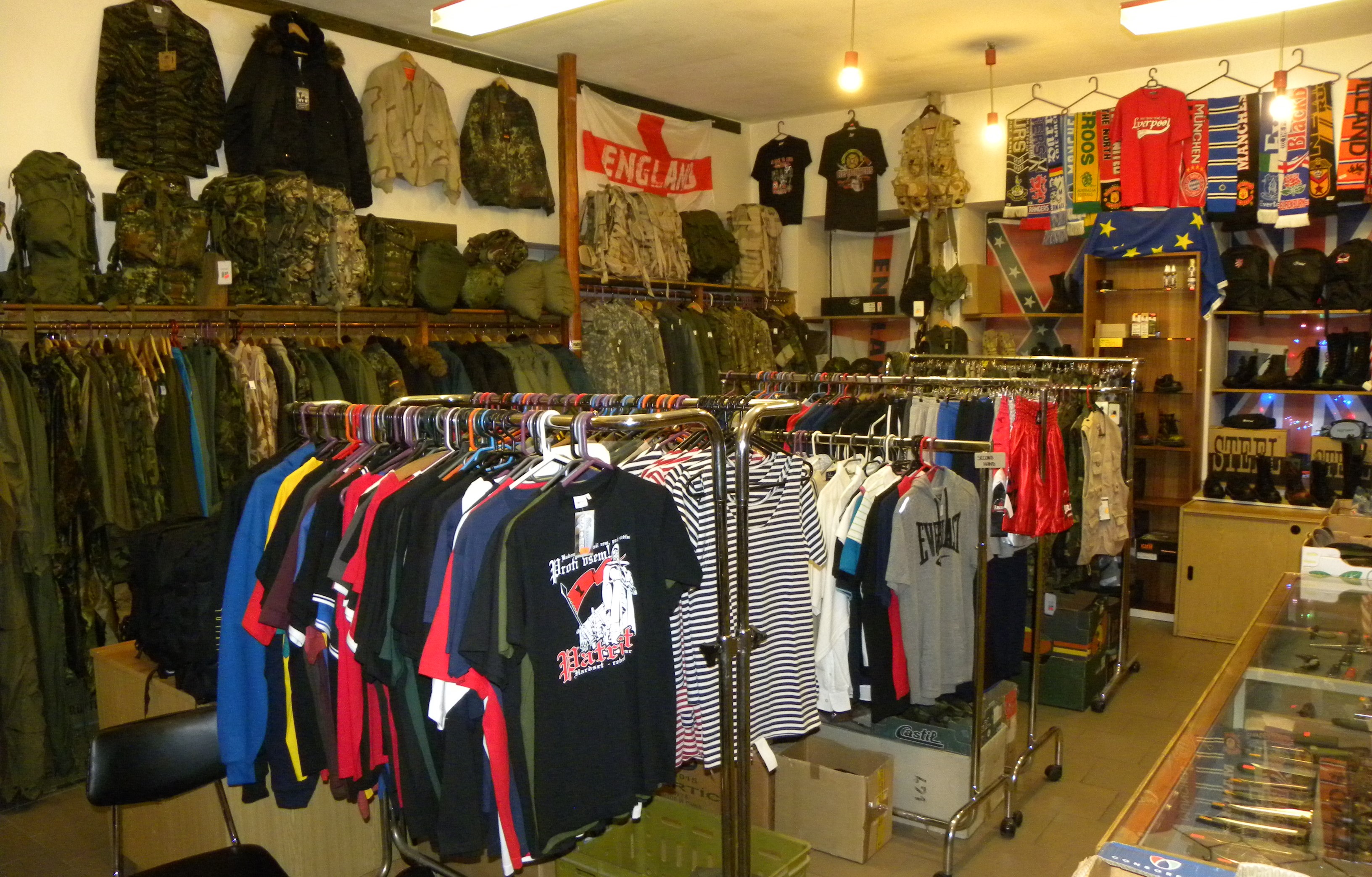 Army & Street Shop foto 2