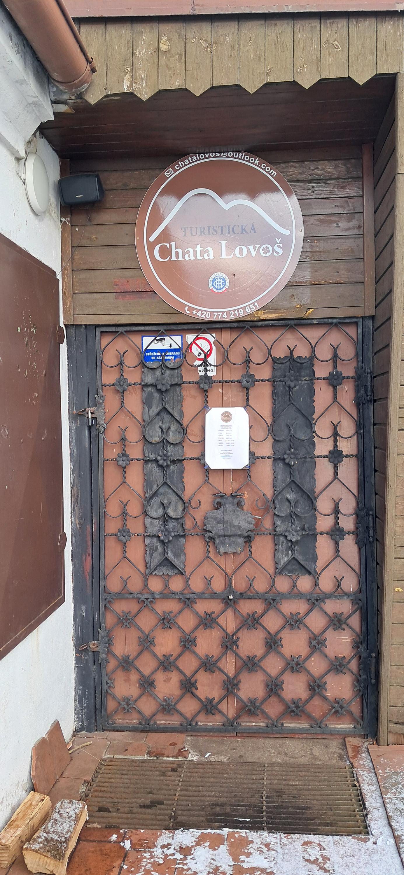 Chata Lovoš - Restaurace foto 5