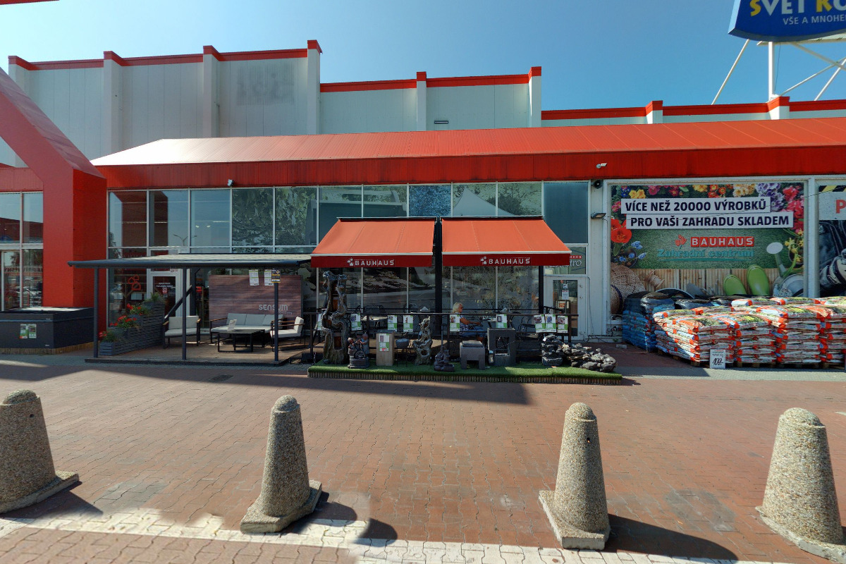 Bankomat UniCredit Bank Czech Republic