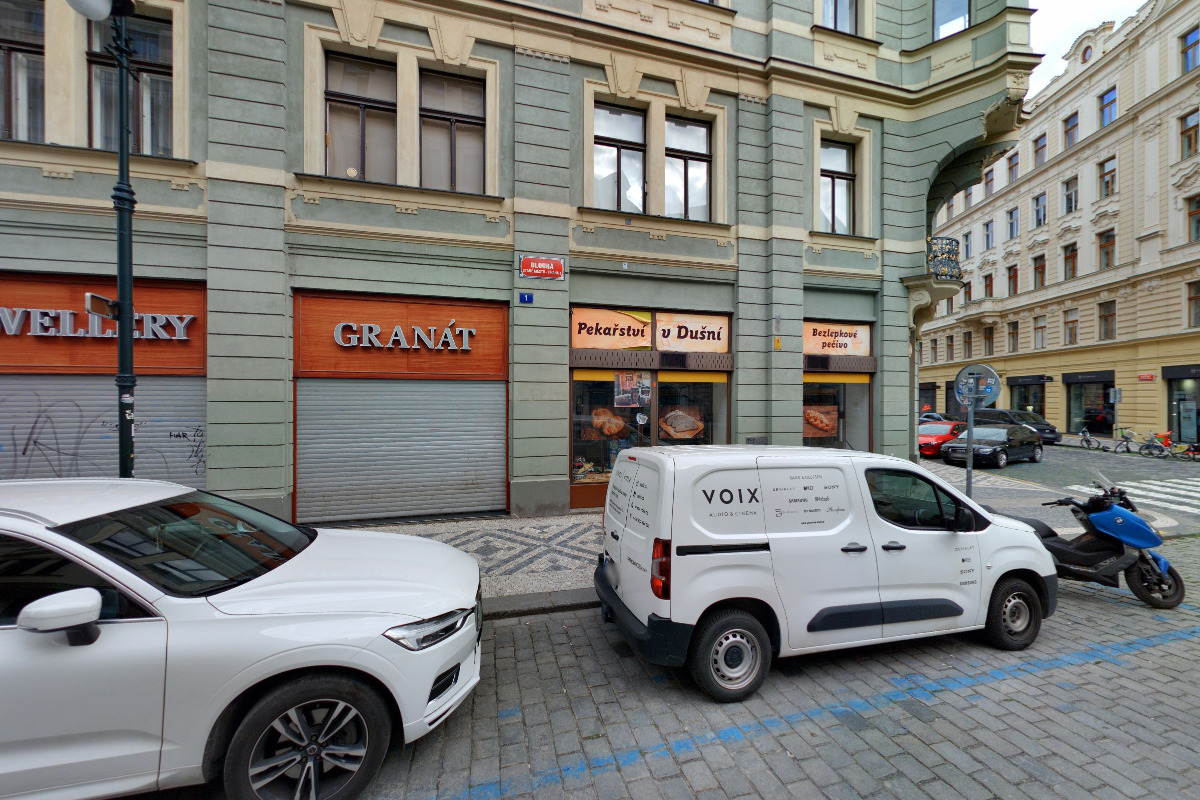 Modern Central Apartmán Dlouhá