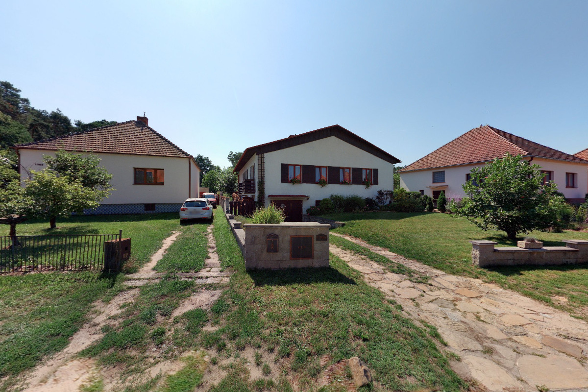 Ing. Šárka Hauserová