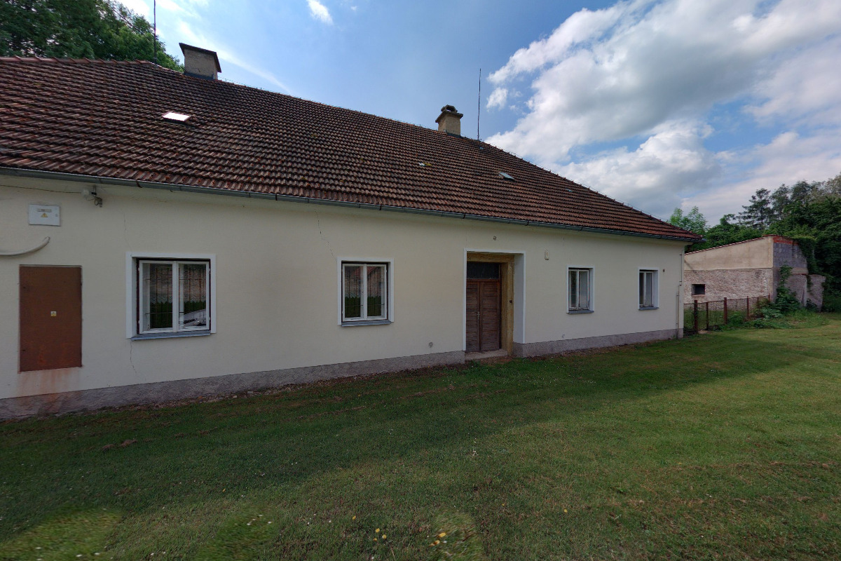 Bošín - obecní úřad foto 2