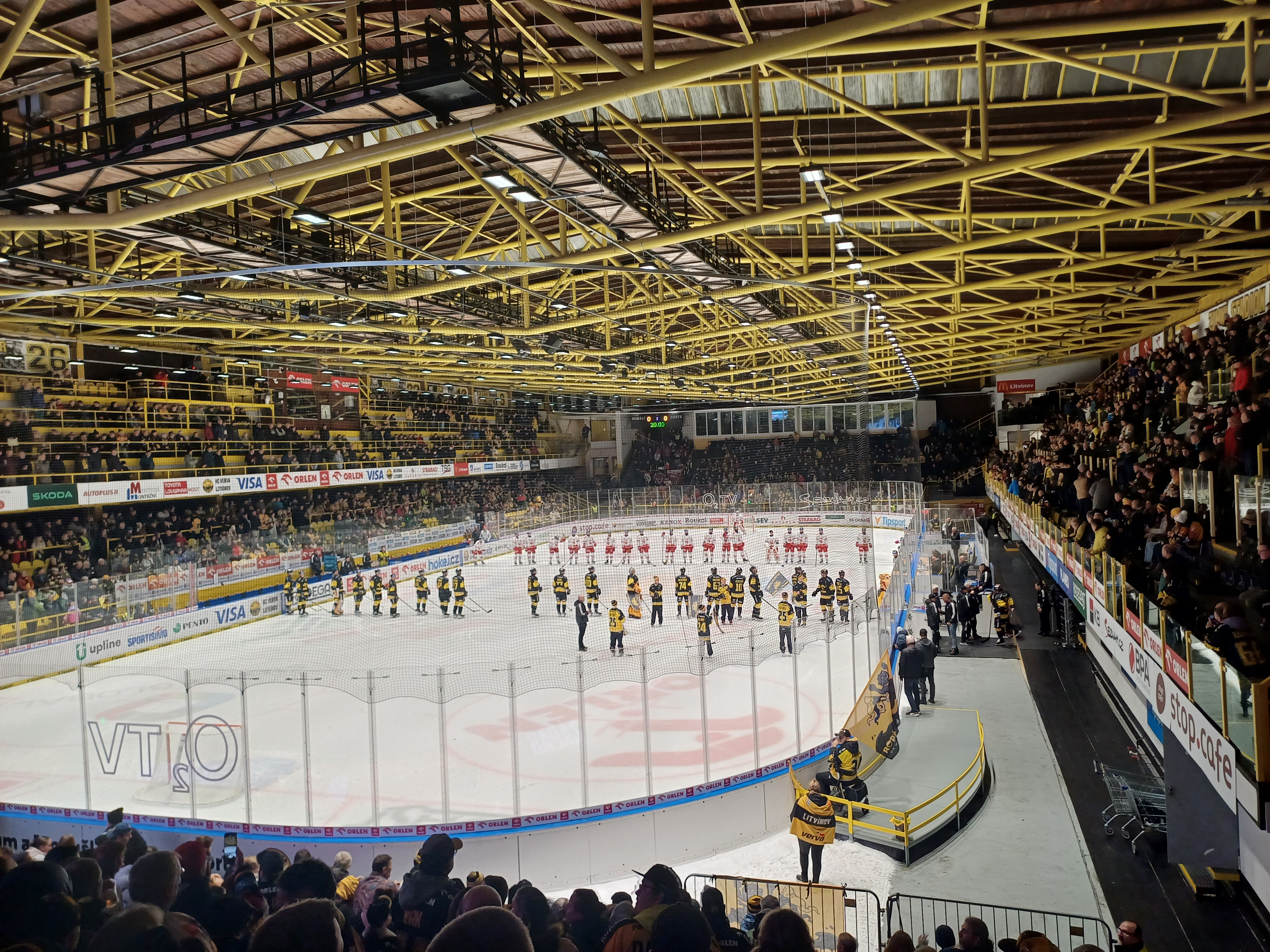 Zimní stadion Ivana Hlinky foto 2