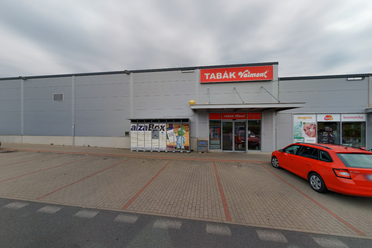 Tabák Valmont foto 2